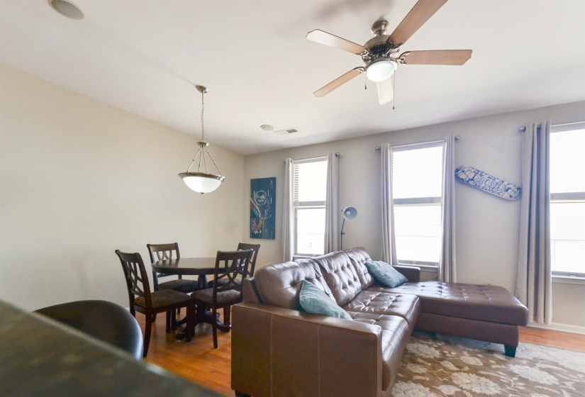 600 MAIN ST, Memphis, Tennessee 38103, 2 Bedrooms Bedrooms, 6 Rooms Rooms,2 BathroomsBathrooms,Residential,For Sale,MAIN,10224146