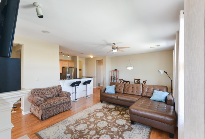 600 MAIN ST, Memphis, Tennessee 38103, 2 Bedrooms Bedrooms, 6 Rooms Rooms,2 BathroomsBathrooms,Residential,For Sale,MAIN,10224146