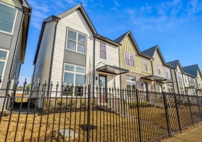 5482 PARK AVE, Memphis, Tennessee 38119, 3 Bedroom Bedrooms, 8 Room Rooms,3 BathroomBathrooms,Residential,For Sale,PARK,0,10224158 5482 PARK AVE, Memphis, Tennessee 38119, 3 Bedroom Bedrooms, 8 Room Rooms,3 BathroomBathrooms,Residential,For Sale,PARK,0,10224158