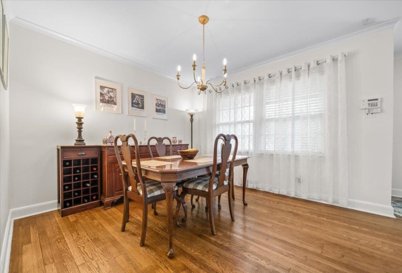 163 MENDENHALL RD, Memphis, Tennessee 38117, 3 Bedrooms Bedrooms, 7 Rooms Rooms,2 BathroomsBathrooms,Residential,For Sale,MENDENHALL,10224168