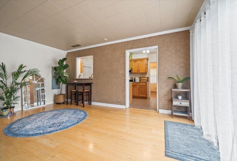 163 MENDENHALL RD, Memphis, Tennessee 38117, 3 Bedrooms Bedrooms, 7 Rooms Rooms,2 BathroomsBathrooms,Residential,For Sale,MENDENHALL,10224168
