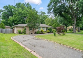 163 MENDENHALL RD, Memphis, Tennessee 38117, 3 Bedrooms Bedrooms, 7 Rooms Rooms,2 BathroomsBathrooms,Residential,For Sale,MENDENHALL,10224168 163 MENDENHALL RD, Memphis, Tennessee 38117, 3 Bedrooms Bedrooms, 7 Rooms Rooms,2 BathroomsBathrooms,Residential,For Sale,MENDENHALL,10224168