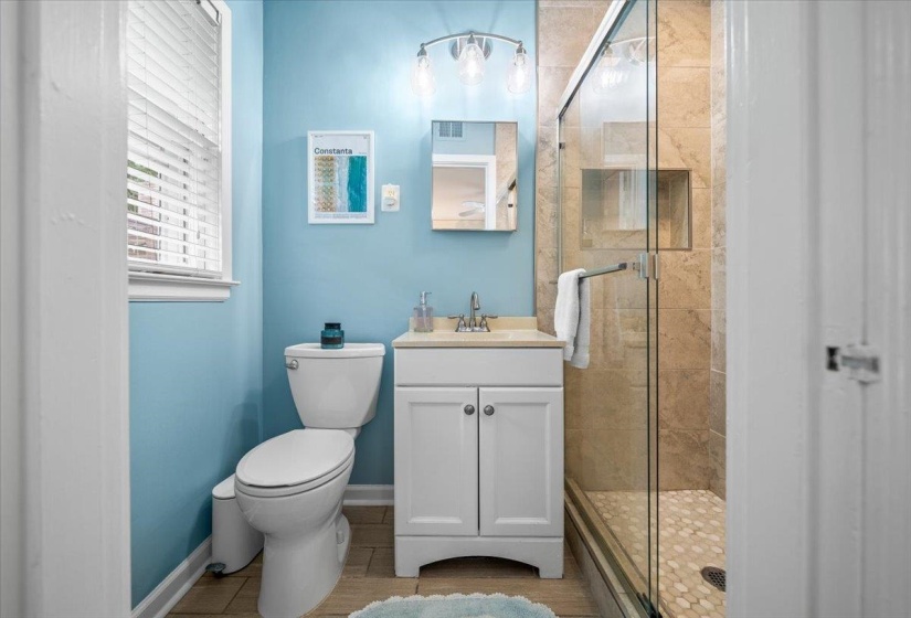 163 MENDENHALL RD, Memphis, Tennessee 38117, 3 Bedrooms Bedrooms, 7 Rooms Rooms,2 BathroomsBathrooms,Residential,For Sale,MENDENHALL,10224168