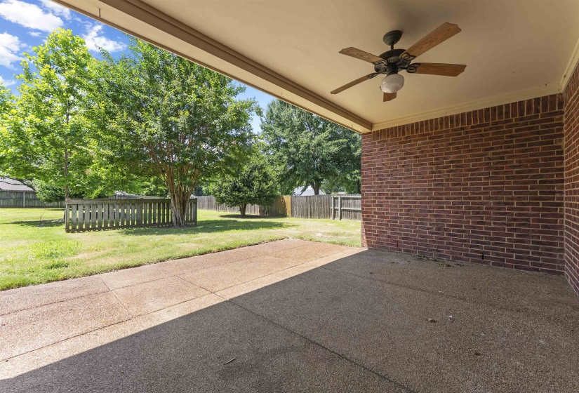 6195 ANDREA BLUFF CV, Bartlett, Tennessee 38135, 4 Bedrooms Bedrooms, 7 Rooms Rooms,2.1 BathroomsBathrooms,Residential,For Sale,ANDREA BLUFF,10224173