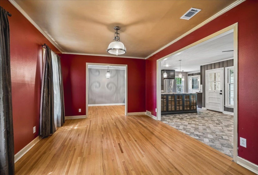 1574 STERLING DR, Memphis, Tennessee 38119, 3 Bedrooms Bedrooms, 7 Rooms Rooms,2 BathroomsBathrooms,Residential,For Sale,STERLING,10224178
