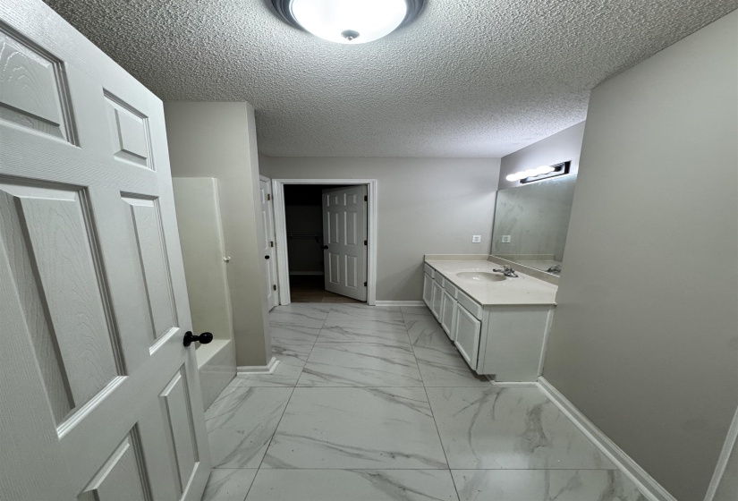 6628 WHITTEN GROVE DR, Memphis, Tennessee 38134, 3 Bedrooms Bedrooms, 6 Rooms Rooms,2 BathroomsBathrooms,Rental Properties,For Sale,WHITTEN GROVE,10224206