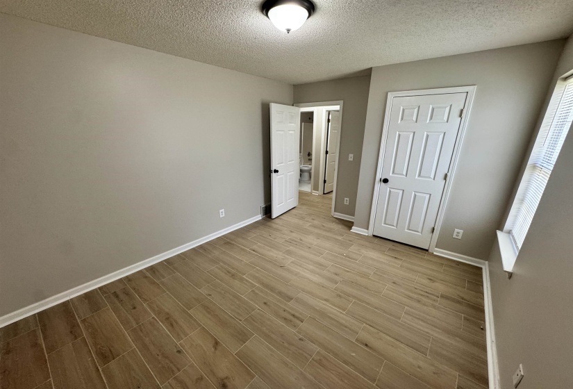 6628 WHITTEN GROVE DR, Memphis, Tennessee 38134, 3 Bedrooms Bedrooms, 6 Rooms Rooms,2 BathroomsBathrooms,Rental Properties,For Sale,WHITTEN GROVE,10224206