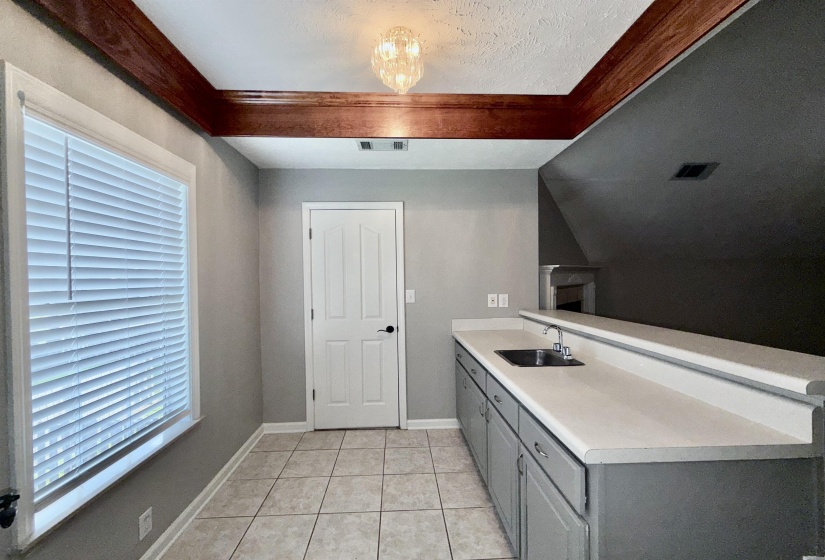 271 MEADOWLAND DR, Unicorp/Drummonds, Tennessee 38023, 6 Bedroom Bedrooms, 10 Room Rooms,3.1 BathroomBathrooms,Rental Properties,For Sale,MEADOWLAND,0,10224223