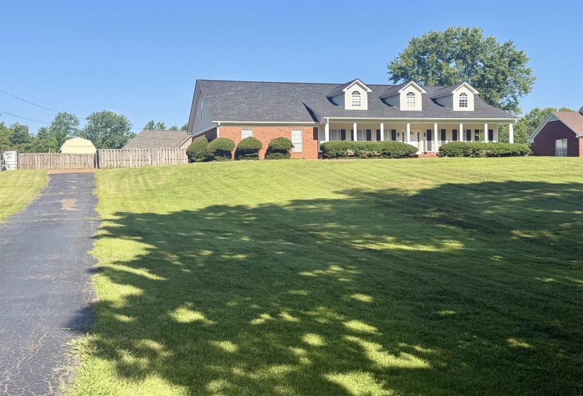 271 MEADOWLAND DR, Unicorp/Drummonds, Tennessee 38023, 6 Bedroom Bedrooms, 10 Room Rooms,3.1 BathroomBathrooms,Rental Properties,For Sale,MEADOWLAND,0,10224223