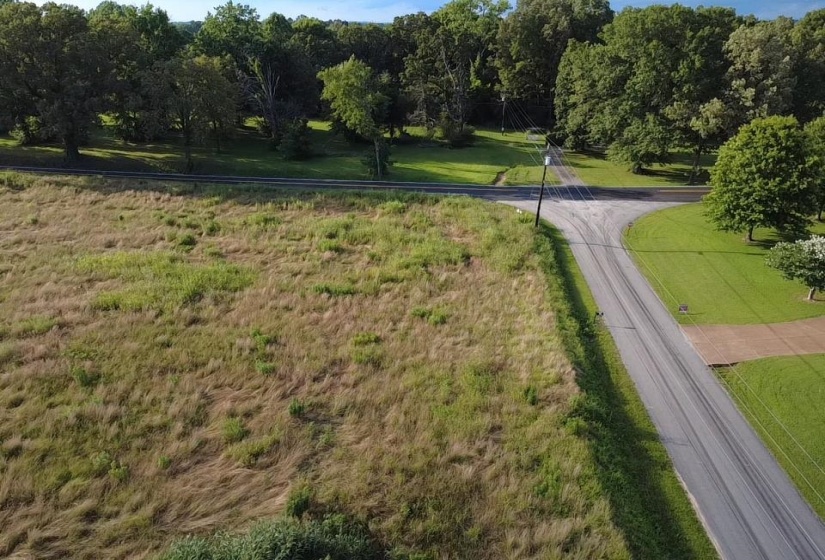 HILL AVE, Henderson, Tennessee 38340, ,Land,For Sale,HILL,10224186