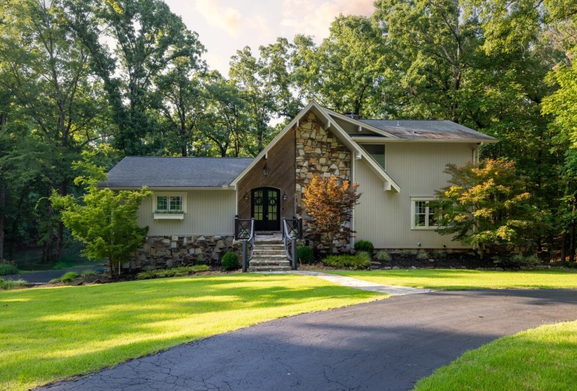 474 BETHANY DR, Eads, Tennessee 38028, 4 Bedroom Bedrooms, 8 Room Rooms,3 BathroomBathrooms,Residential,For Sale,BETHANY,0,10218853