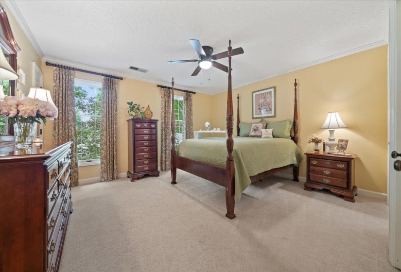 8359 DRURY LN, Germantown, Tennessee 38139, 4 Bedroom Bedrooms, 10 Room Rooms,4 BathroomBathrooms,Residential,For Sale,DRURY,0,10223582