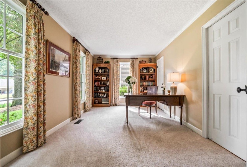 8359 DRURY LN, Germantown, Tennessee 38139, 4 Bedroom Bedrooms, 10 Room Rooms,4 BathroomBathrooms,Residential,For Sale,DRURY,0,10223582