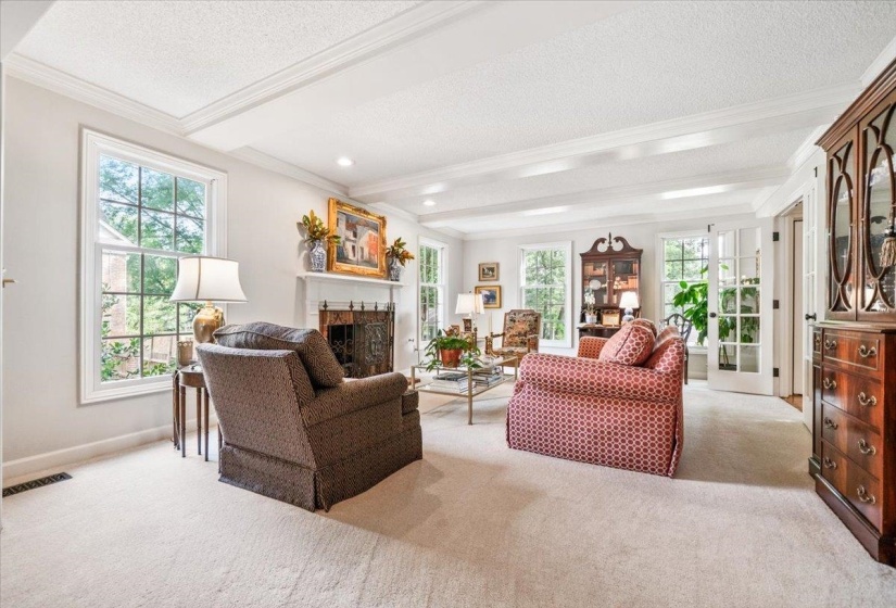8359 DRURY LN, Germantown, Tennessee 38139, 4 Bedroom Bedrooms, 10 Room Rooms,4 BathroomBathrooms,Residential,For Sale,DRURY,0,10223582