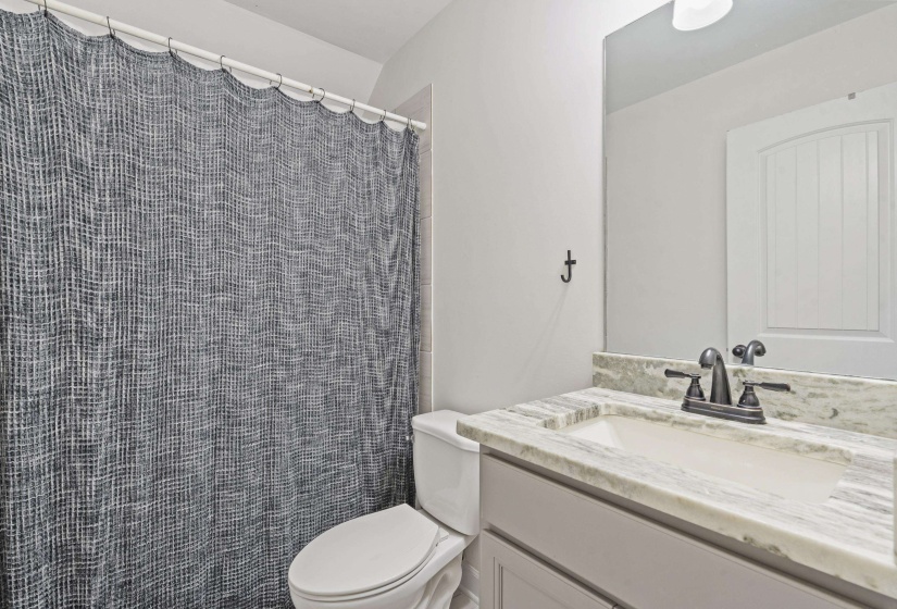 425 CAMBRIDGE CV, Oakland, Tennessee 38060, 5 Bedroom Bedrooms, 9 Room Rooms,3 BathroomBathrooms,Residential,For Sale,CAMBRIDGE,0,10223800