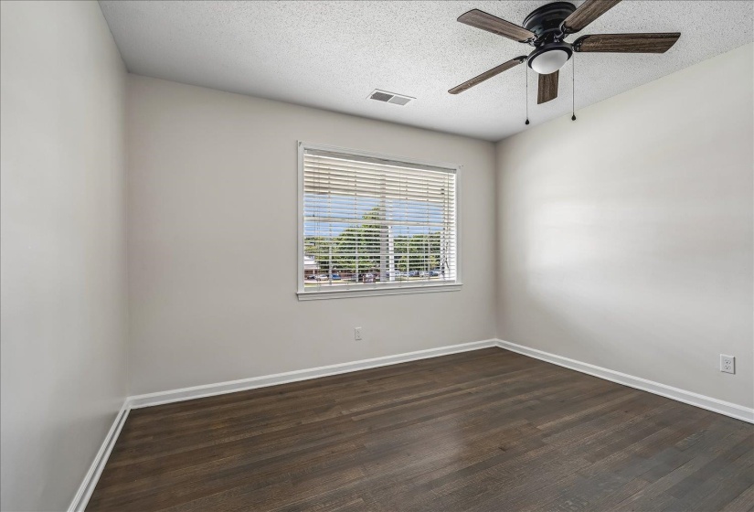 2040 RIDGEWAY RD, Memphis, Tennessee 38119, 4 Bedroom Bedrooms, 8 Room Rooms,2.1 BathroomBathrooms,Residential,For Sale,RIDGEWAY,0,10224189