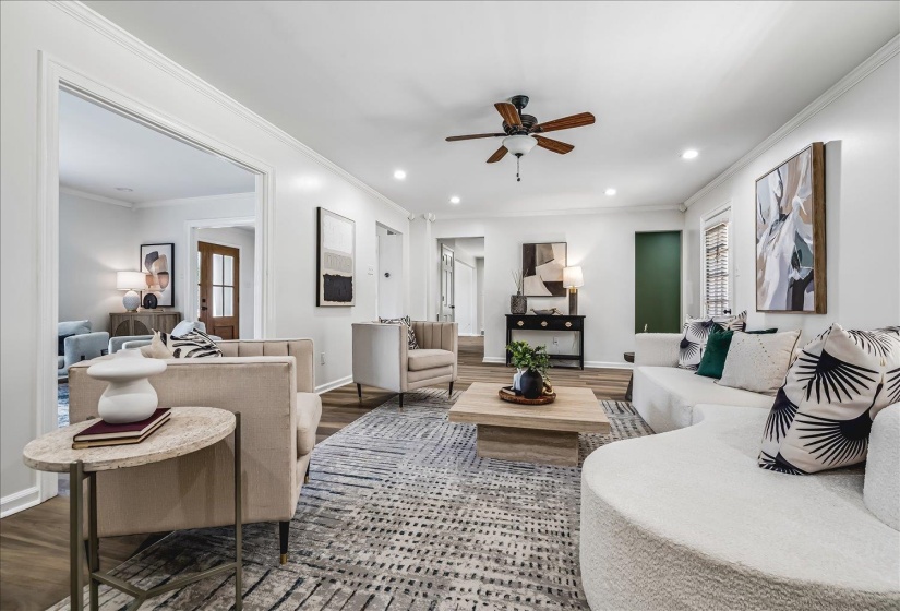 2040 RIDGEWAY RD, Memphis, Tennessee 38119, 4 Bedroom Bedrooms, 8 Room Rooms,2.1 BathroomBathrooms,Residential,For Sale,RIDGEWAY,0,10224189