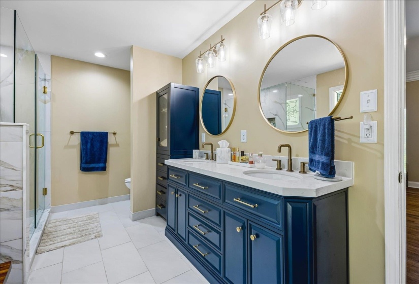 9324 OAK KNOLL CV, Cordova, Tennessee 38018, 4 Bedroom Bedrooms, 10 Room Rooms,3.1 BathroomBathrooms,Residential,For Sale,OAK KNOLL,0,10224192