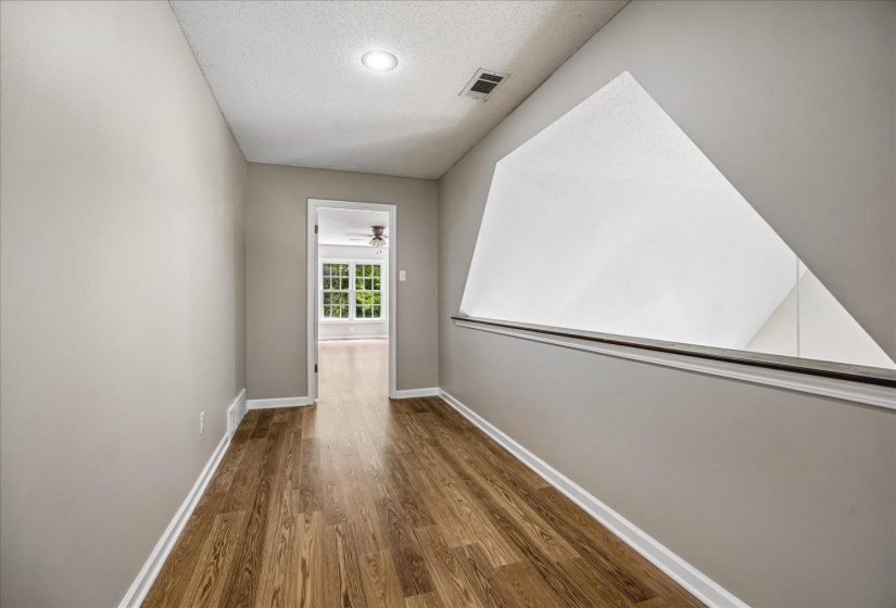 9324 OAK KNOLL CV, Cordova, Tennessee 38018, 4 Bedroom Bedrooms, 10 Room Rooms,3.1 BathroomBathrooms,Residential,For Sale,OAK KNOLL,0,10224192