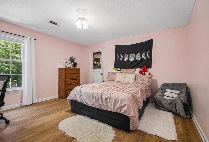 9324 OAK KNOLL CV, Cordova, Tennessee 38018, 4 Bedroom Bedrooms, 10 Room Rooms,3.1 BathroomBathrooms,Residential,For Sale,OAK KNOLL,0,10224192