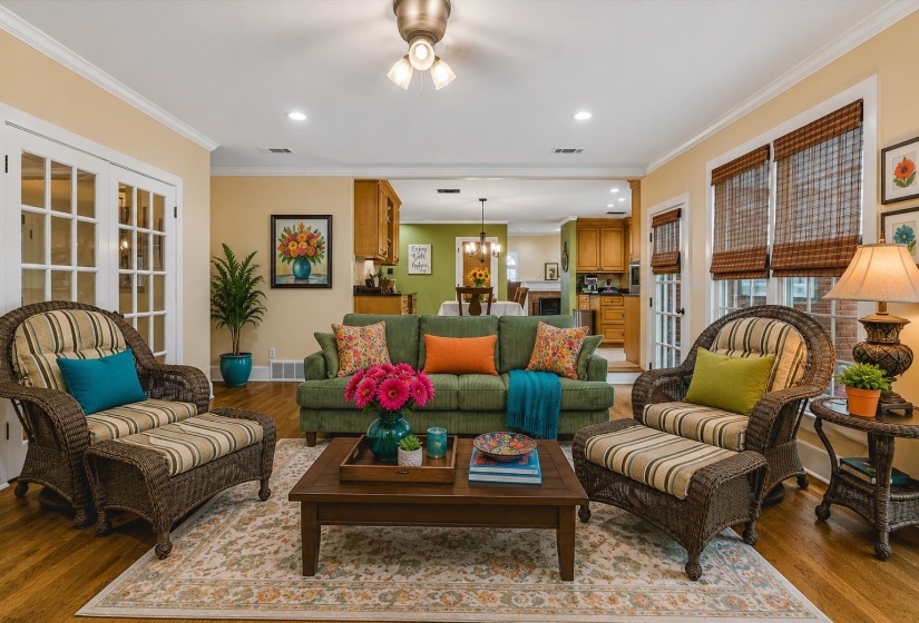 9324 OAK KNOLL CV, Cordova, Tennessee 38018, 4 Bedroom Bedrooms, 10 Room Rooms,3.1 BathroomBathrooms,Residential,For Sale,OAK KNOLL,0,10224192