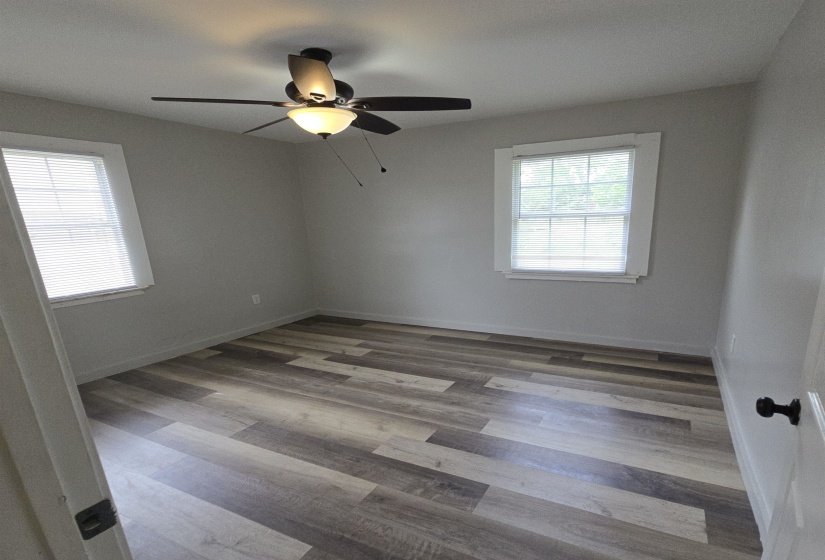 2982 SHANNON AVE, Memphis, Tennessee 38108, 2 Bedroom Bedrooms, 6 Room Rooms,2 BathroomBathrooms,Residential,For Sale,SHANNON,0,10224195