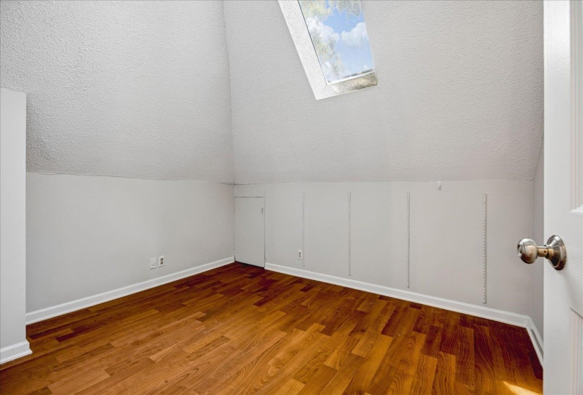 1700 FAXON AVE, Memphis, Tennessee 38112, 4 Bedroom Bedrooms, 10 Room Rooms,2 BathroomBathrooms,Residential,For Sale,FAXON,0,10224201