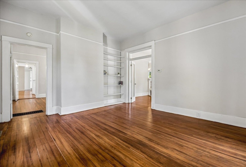 1700 FAXON AVE, Memphis, Tennessee 38112, 4 Bedroom Bedrooms, 10 Room Rooms,2 BathroomBathrooms,Residential,For Sale,FAXON,0,10224201