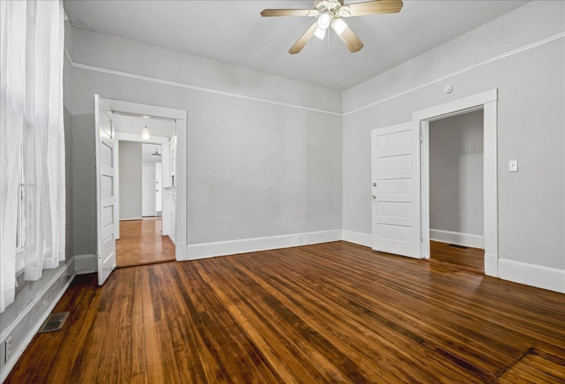 1700 FAXON AVE, Memphis, Tennessee 38112, 4 Bedroom Bedrooms, 10 Room Rooms,2 BathroomBathrooms,Residential,For Sale,FAXON,0,10224201