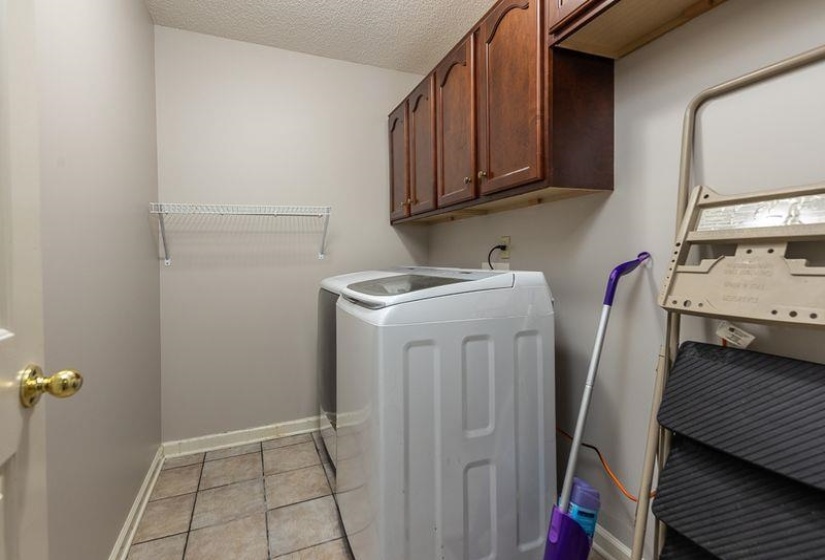 5115 BLUFF SPRINGS DR, Bartlett, Tennessee 38002, 3 Bedroom Bedrooms, 7 Room Rooms,2 BathroomBathrooms,Residential,For Sale,BLUFF SPRINGS,0,10224203