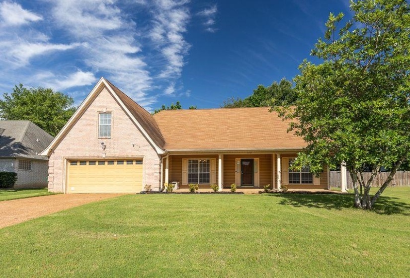 5115 BLUFF SPRINGS DR, Bartlett, Tennessee 38002, 3 Bedroom Bedrooms, 7 Room Rooms,2 BathroomBathrooms,Residential,For Sale,BLUFF SPRINGS,0,10224203