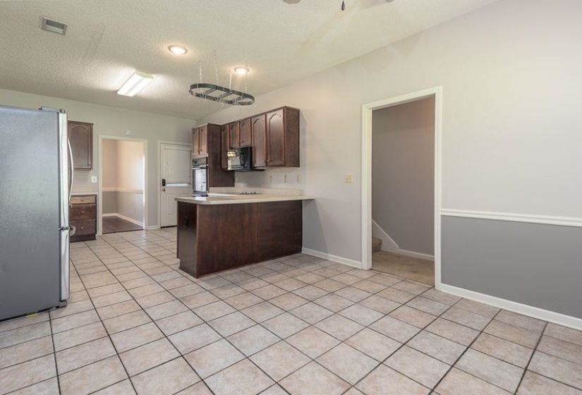 5115 BLUFF SPRINGS DR, Bartlett, Tennessee 38002, 3 Bedroom Bedrooms, 7 Room Rooms,2 BathroomBathrooms,Residential,For Sale,BLUFF SPRINGS,0,10224203