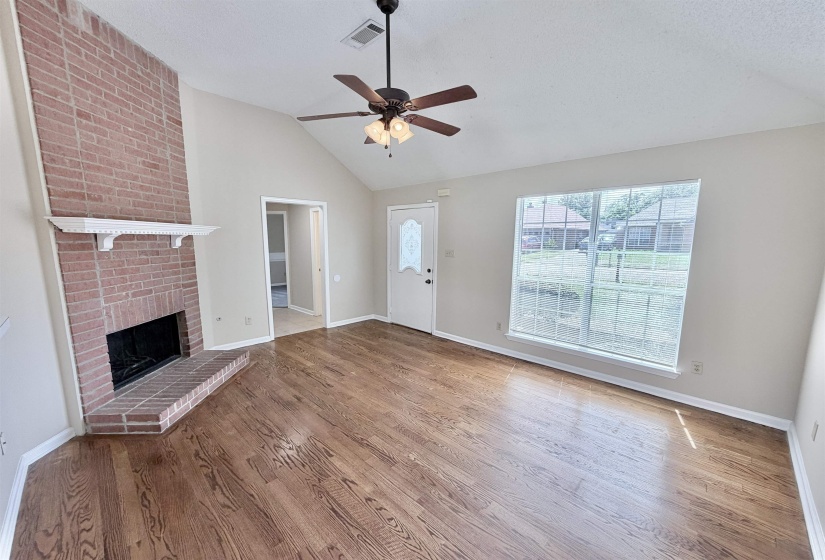 3810 WALDEN MEADOW DR, Memphis, Tennessee 38135, 3 Bedroom Bedrooms, 5 Room Rooms,2 BathroomBathrooms,Residential,For Sale,WALDEN MEADOW,0,10224208