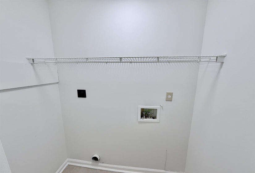 3810 WALDEN MEADOW DR, Memphis, Tennessee 38135, 3 Bedroom Bedrooms, 5 Room Rooms,2 BathroomBathrooms,Residential,For Sale,WALDEN MEADOW,0,10224208
