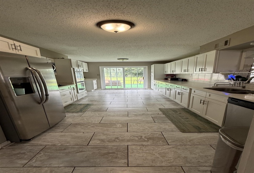 5882 MACLEOD DR, Memphis, Tennessee 38119, 4 Bedroom Bedrooms, 4 Room Rooms,2.1 BathroomBathrooms,Residential,For Sale,MACLEOD,0,10224211