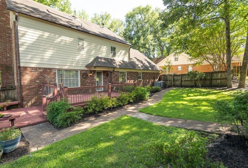 113 COUNTRY PL, Memphis, Tennessee 38018, 4 Bedrooms Bedrooms, 8 Rooms Rooms,2.1 BathroomsBathrooms,Residential,For Sale,COUNTRY,10224215