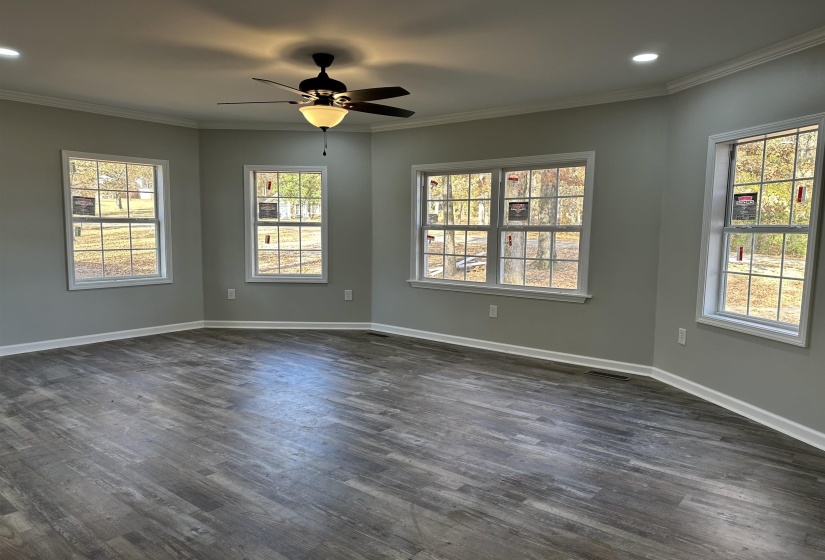 223 FORREST HILL RD, Selmer, Tennessee 38375, 3 Bedrooms Bedrooms, 10 Rooms Rooms,3.1 BathroomsBathrooms,Residential,For Sale,FORREST HILL,10224218