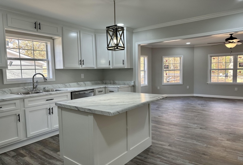 223 FORREST HILL RD, Selmer, Tennessee 38375, 3 Bedrooms Bedrooms, 10 Rooms Rooms,3.1 BathroomsBathrooms,Residential,For Sale,FORREST HILL,10224218