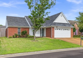 2779 SHADY WELL CV, Memphis, Tennessee 38016, 3 Bedrooms Bedrooms, 5 Rooms Rooms,2 BathroomsBathrooms,Residential,For Sale,SHADY WELL,10224219