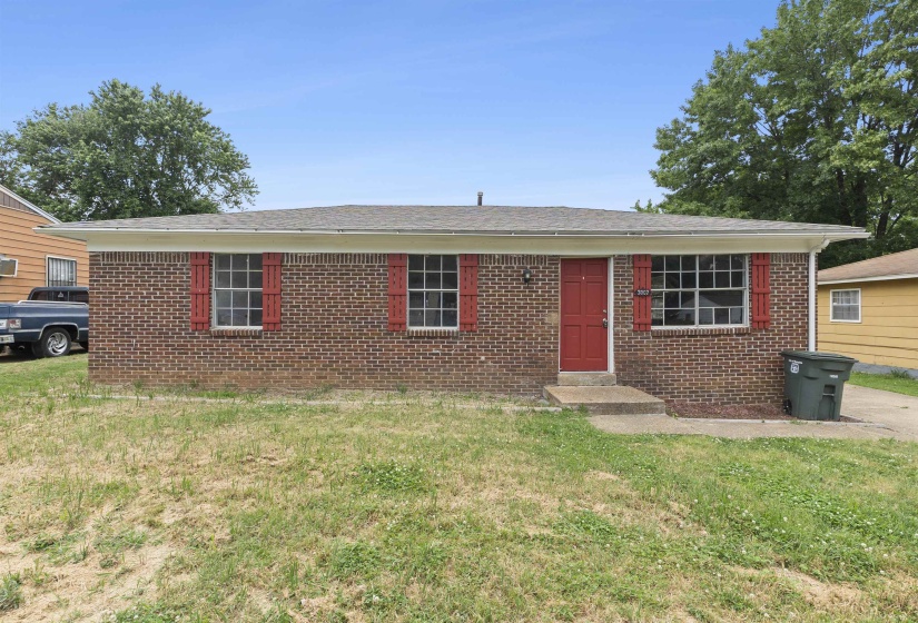 3807 GLENBUREE ST, Memphis, Tennessee 38109, 3 Bedrooms Bedrooms, 6 Rooms Rooms,1 BathroomBathrooms,Residential,For Sale,GLENBUREE,10224221