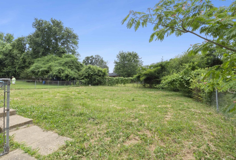 3807 GLENBUREE ST, Memphis, Tennessee 38109, 3 Bedrooms Bedrooms, 6 Rooms Rooms,1 BathroomBathrooms,Residential,For Sale,GLENBUREE,10224221