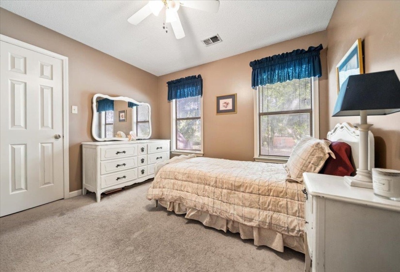 8186 GLYNN VALE CV, Unincorporated, Tennessee 38125, 3 Bedrooms Bedrooms, 7 Rooms Rooms,2.1 BathroomsBathrooms,Residential,For Sale,GLYNN VALE,10224225