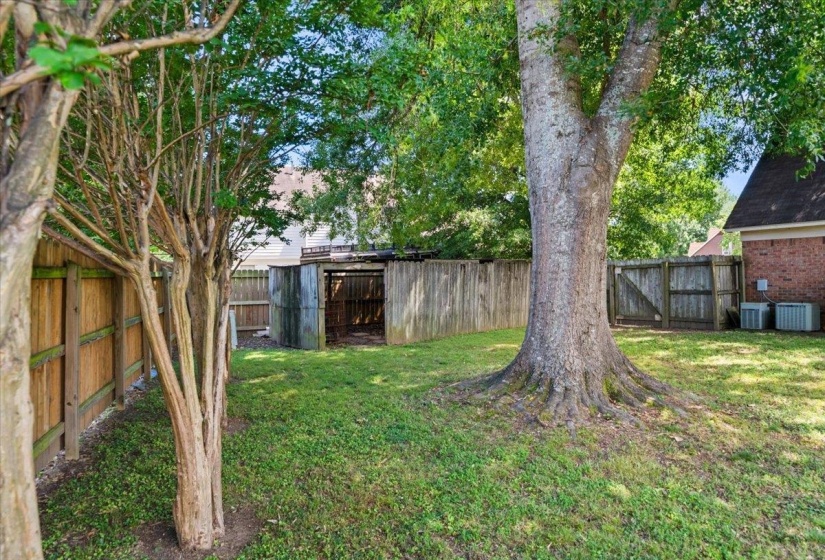 8186 GLYNN VALE CV, Unincorporated, Tennessee 38125, 3 Bedrooms Bedrooms, 7 Rooms Rooms,2.1 BathroomsBathrooms,Residential,For Sale,GLYNN VALE,10224225