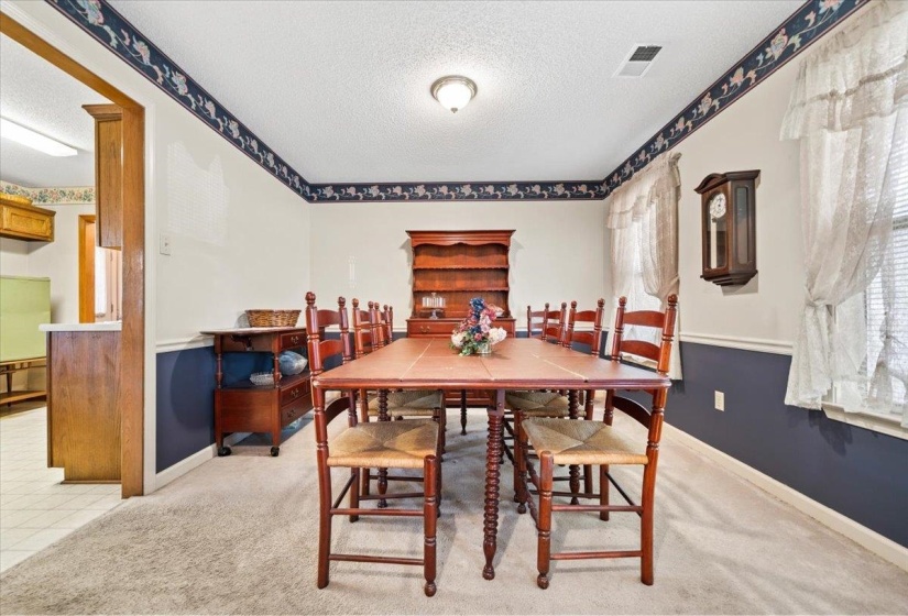 8186 GLYNN VALE CV, Unincorporated, Tennessee 38125, 3 Bedrooms Bedrooms, 7 Rooms Rooms,2.1 BathroomsBathrooms,Residential,For Sale,GLYNN VALE,10224225