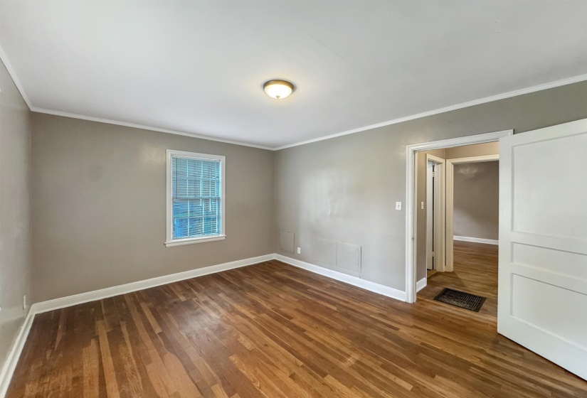 2022 COURTLAND PL, Memphis, Tennessee 38104, 2 Bedrooms Bedrooms, ,1 BathroomBathrooms,Duplexes,For Sale,COURTLAND,10224227