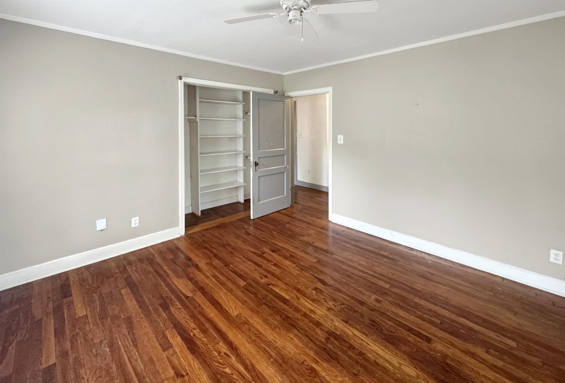 2022 COURTLAND PL, Memphis, Tennessee 38104, 2 Bedrooms Bedrooms, ,1 BathroomBathrooms,Duplexes,For Sale,COURTLAND,10224227