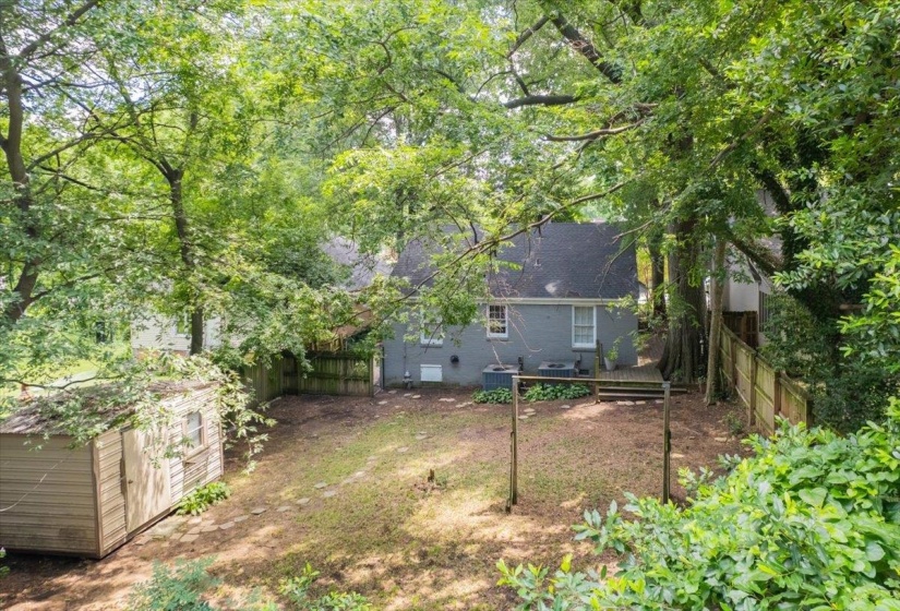 2022 COURTLAND PL, Memphis, Tennessee 38104, 2 Bedrooms Bedrooms, ,1 BathroomBathrooms,Duplexes,For Sale,COURTLAND,10224227