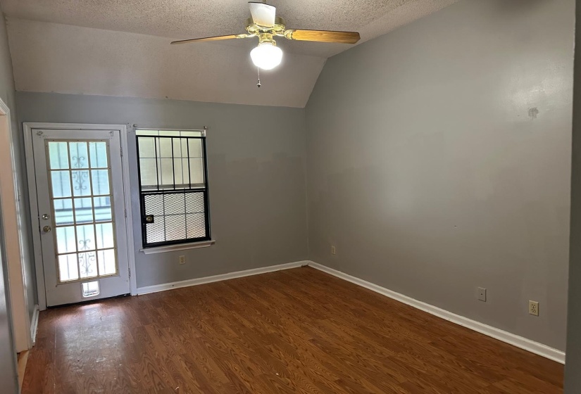 1773 BEAVER TRAIL DR, Memphis, Tennessee 38016, 3 Bedrooms Bedrooms, 6 Rooms Rooms,2 BathroomsBathrooms,Rental Properties,For Sale,BEAVER TRAIL,10224251