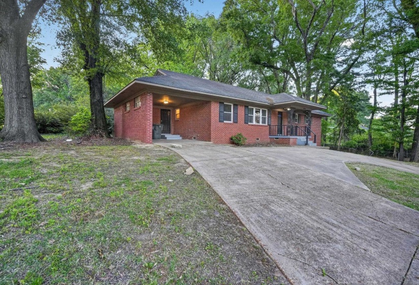 3710 HERMITAGE DR, Memphis, Tennessee 38116, 3 Bedroom Bedrooms, 6 Room Rooms,2 BathroomBathrooms,Residential,For Sale,HERMITAGE,0,10219961