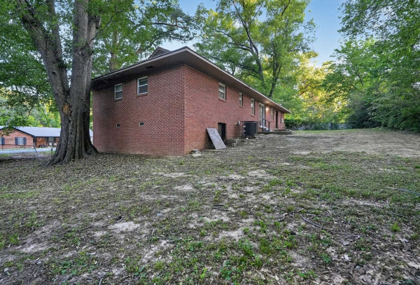 3710 HERMITAGE DR, Memphis, Tennessee 38116, 3 Bedroom Bedrooms, 6 Room Rooms,2 BathroomBathrooms,Residential,For Sale,HERMITAGE,0,10219961
